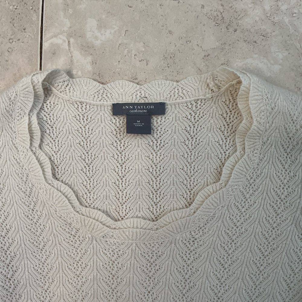 Ann Taylor cashmere Ivory Scalloped Knit Top size medium - Picture 3 of 4